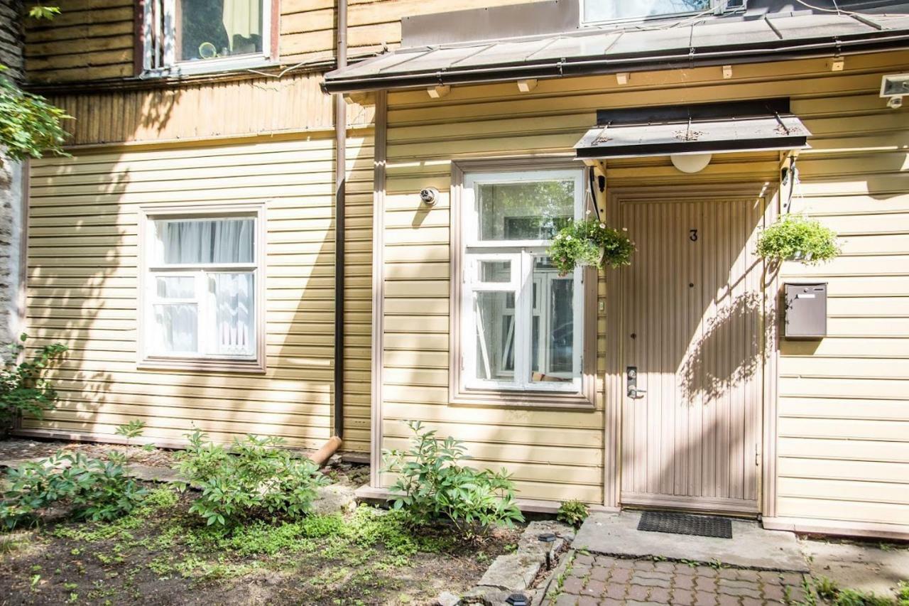 Cozy City Studio Apartment Free Parking Tallin Exterior foto